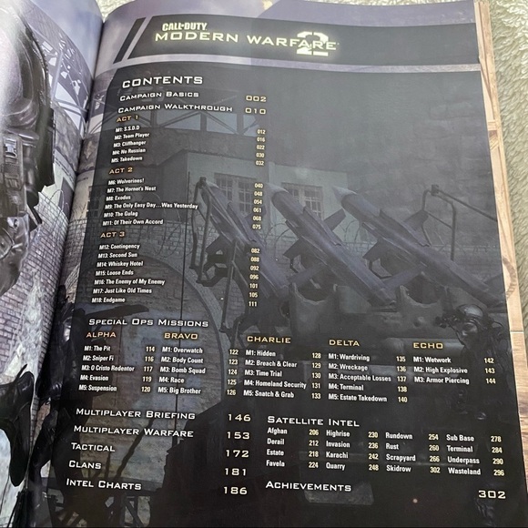 Call of Duty Modern Warfare 2 players guide trade paperback 2009 - Picture 2 of 4
